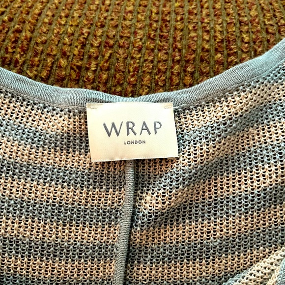 100 % Linen Tunic blouse or cover up - Picture 3 of 6